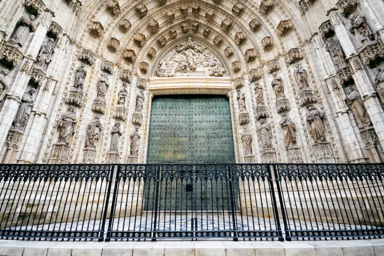 Catedral de Sevilla y Giralda en Visita Guiada 2 768x512
