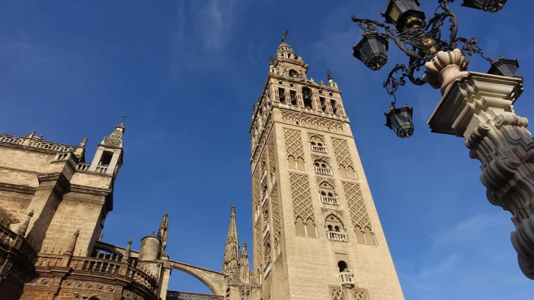 Entrada a Catedral y Giralda de Sevilla con audioguia 3 768x432
