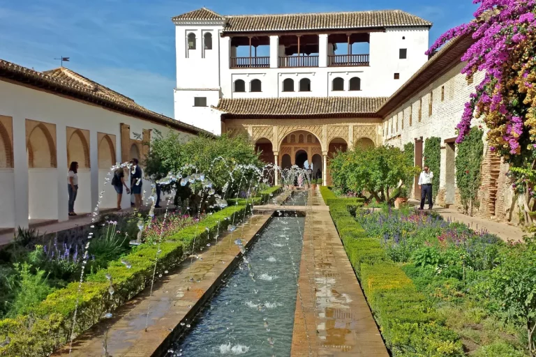Excursion a Granada y Alhambra desde Sevilla 5 768x512