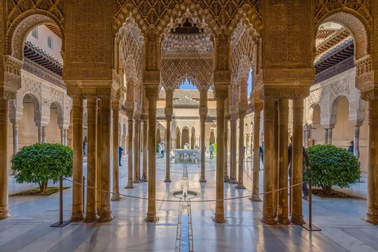 Excursion a Granada y Alhambra desde Sevilla 7 768x512