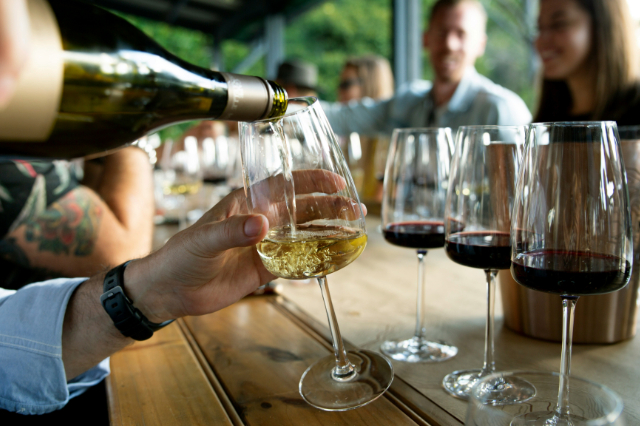 ata de vinos en Sevilla centro