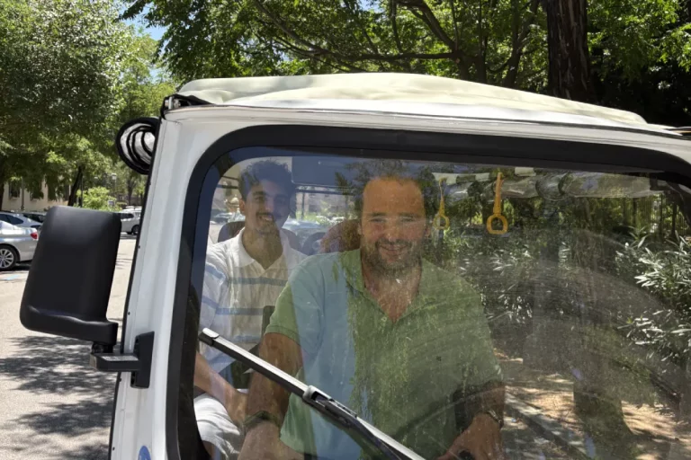Paseo en tuk tuk por Sevilla 3 768x512