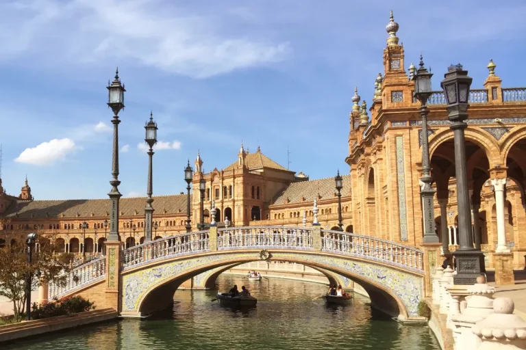 Paseo en tuk tuk por Sevilla 5 1 768x512