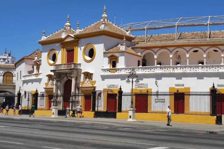 Paseo en tuk tuk por Sevilla 6 768x512