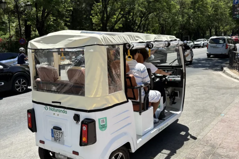 Paseo en tuk tuk por Sevilla 9 768x512